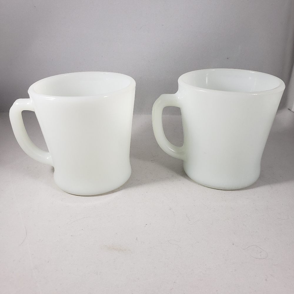 Pair of Anchor Hocking 'D Handle' Milk Glass Mugs Style 1212